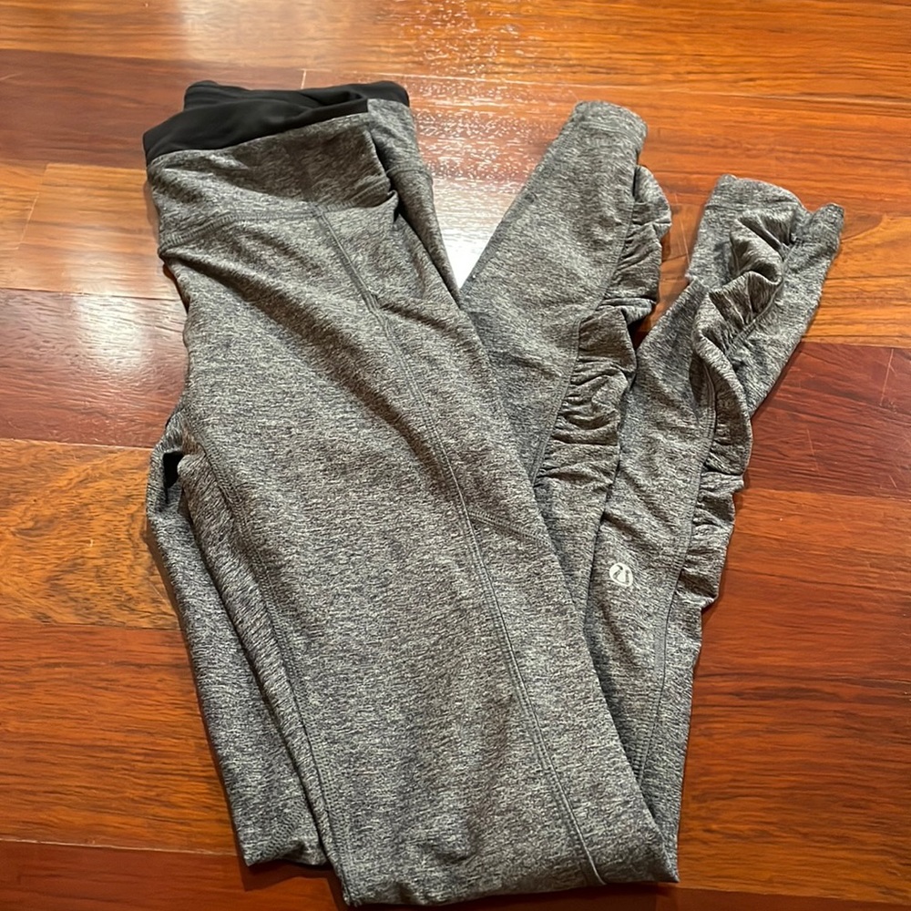 Gray Lululemon leggings
